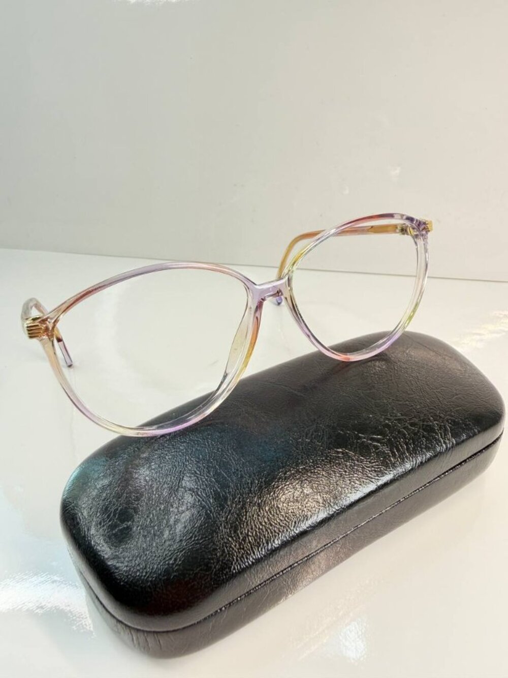 Vintage Silhouette Austria Eyeglass Frame – Pink / Gold